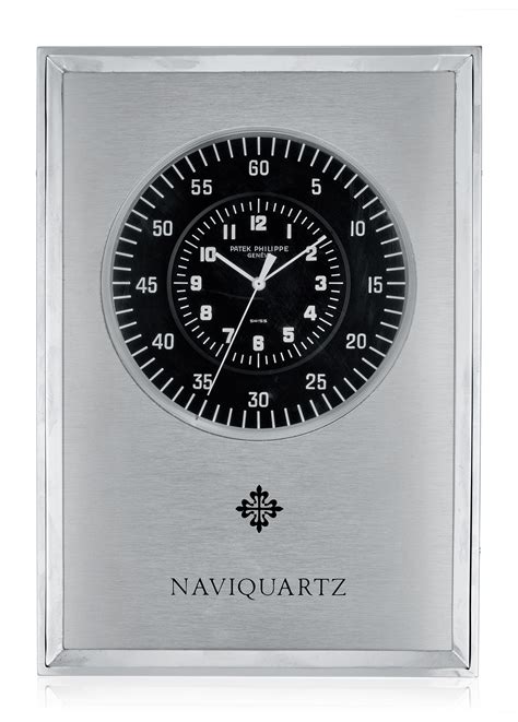 naviquartz clock